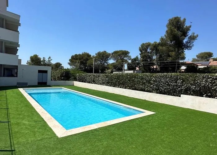 Le Boreal-2 By Interhome Apartment Saint-Raphael (Var)