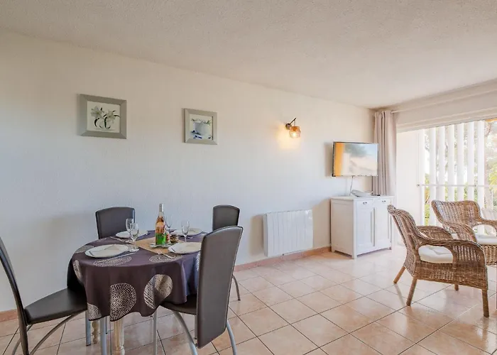 Le Boreal-2 By Interhome